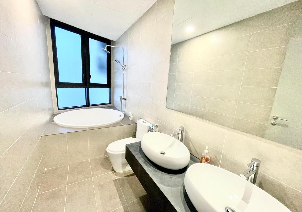 Kl Gateway Premium Residences By Moka Kuala Lumpur Exterior photo