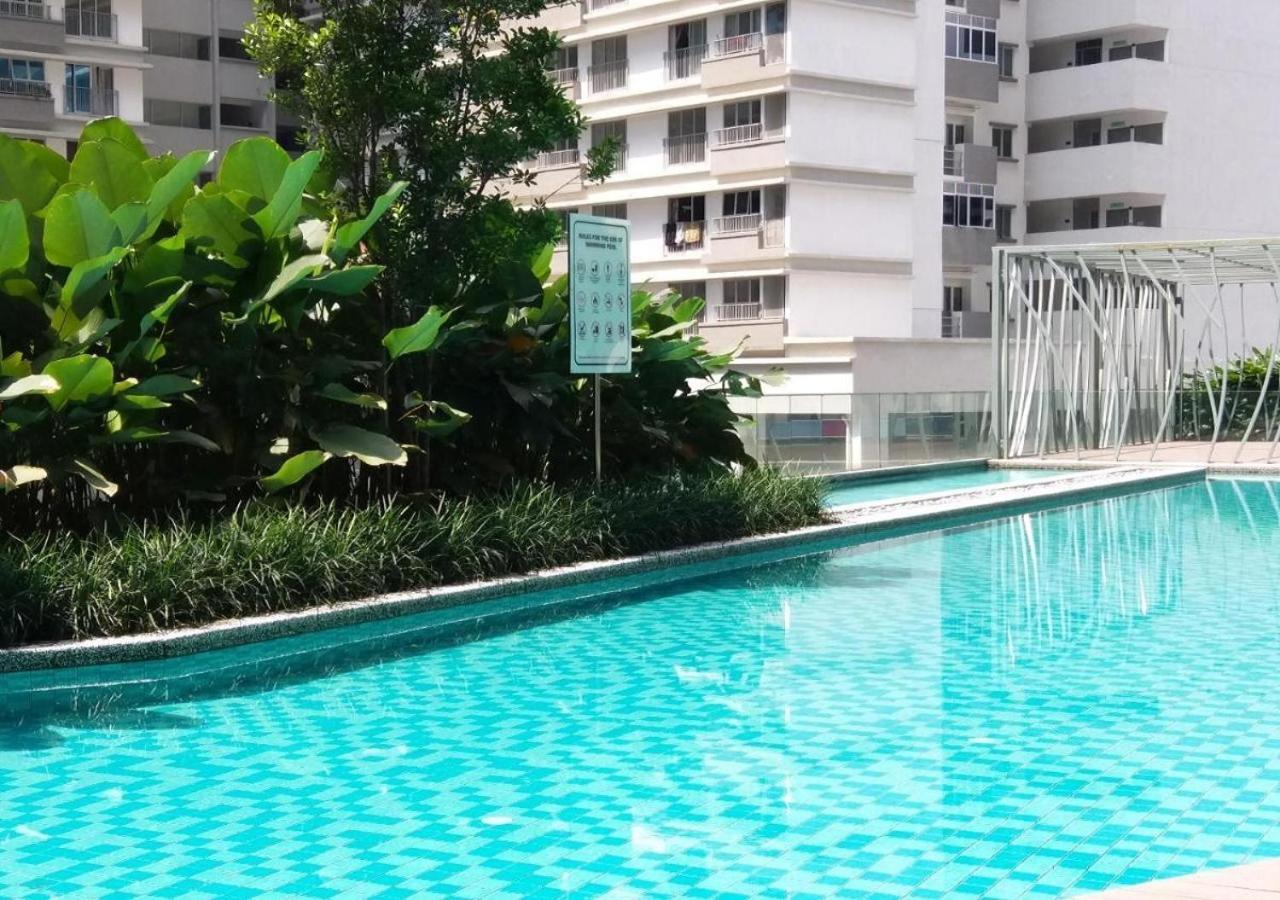 Kl Gateway Premium Residences By Moka Kuala Lumpur Exterior photo